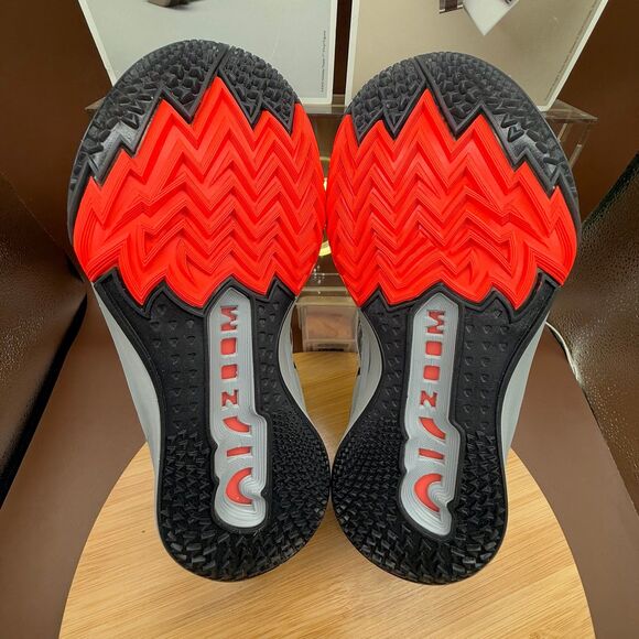 Nike Air Zoom G. T. Cut 2  “Bred” Men’s Sz 7.5 Brand New